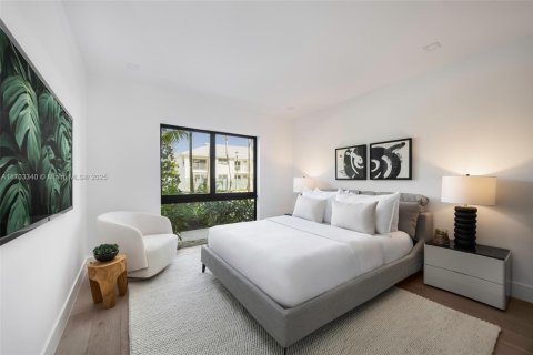 Condo in Key Biscayne, Florida, 4 bedrooms  № 1458114 - photo 16