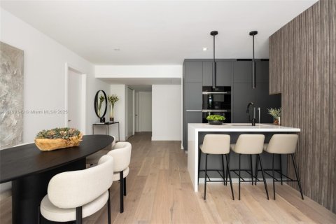Condo in Key Biscayne, Florida, 4 bedrooms  № 1458114 - photo 7