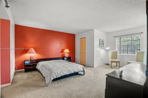 Condominio en venta en Lauderhill, Florida, 3 dormitorios, 164.44 m2 № 1949511 - foto 11