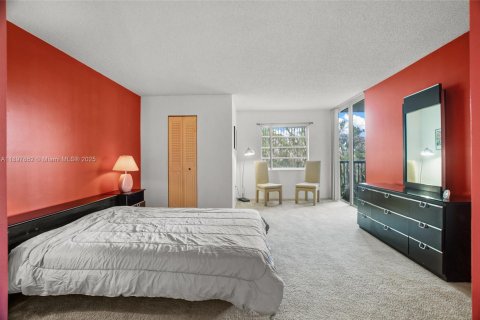 Condominio en venta en Lauderhill, Florida, 3 dormitorios, 164.44 m2 № 1949511 - foto 12