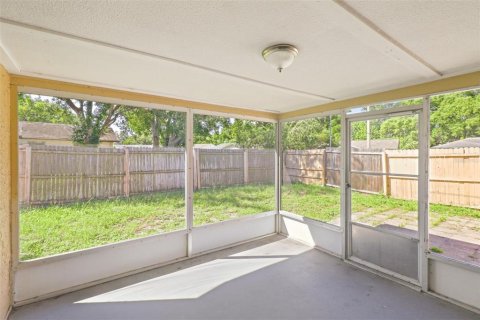 Villa ou maison à louer à Port Richey, Floride: 3 chambres, 121.7 m2 № 2390876 - photo 14