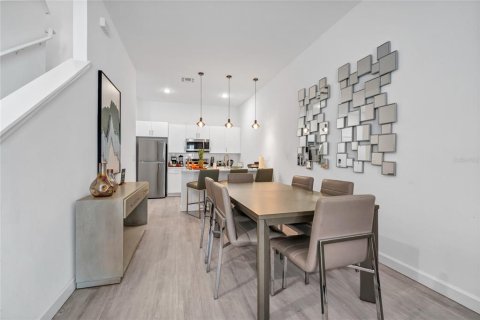 Touwnhouse à louer à Davenport, Floride: 4 chambres, 172.43 m2 № 2215012 - photo 15