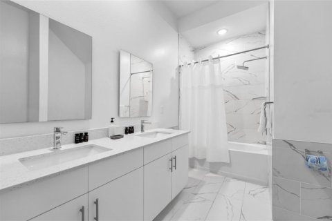 Touwnhouse à louer à Davenport, Floride: 4 chambres, 172.43 m2 № 2215012 - photo 20