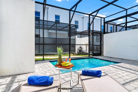 Touwnhouse à louer à Davenport, Floride: 4 chambres, 172.43 m2 № 2215012 - photo 2