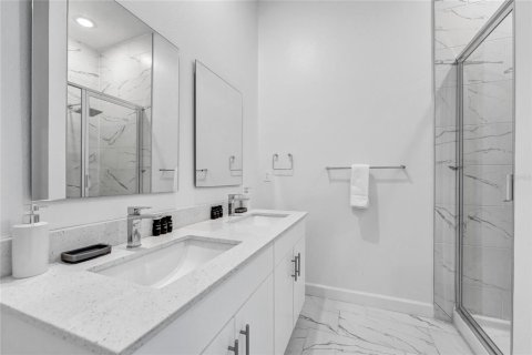 Touwnhouse à louer à Davenport, Floride: 4 chambres, 172.43 m2 № 2215012 - photo 30