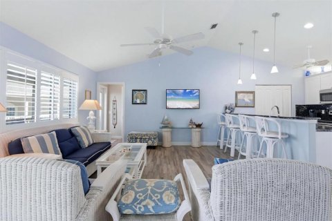 House in Placida, Florida 2 bedrooms, 117.43 sq.m. № 2197748 - photo 12