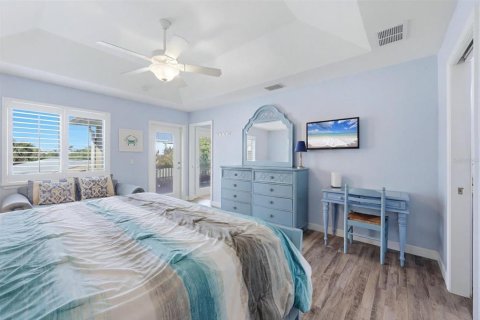 House in Placida, Florida 2 bedrooms, 117.43 sq.m. № 2197748 - photo 20