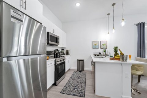 Touwnhouse à louer à Davenport, Floride: 5 chambres, 190.26 m2 № 2380616 - photo 5