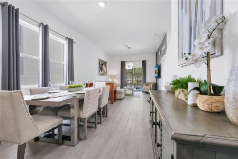 Touwnhouse à louer à Davenport, Floride: 5 chambres, 190.26 m2 № 2380616 - photo 9