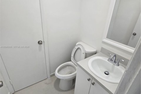 Copropriété à louer à Hialeah, Floride: 3 chambres, 90.58 m2 № 2387817 - photo 5