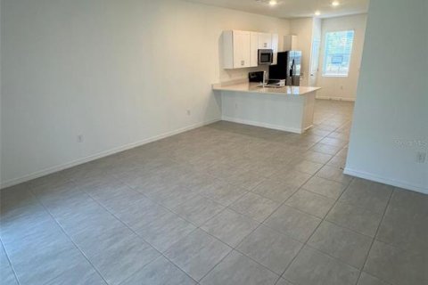 Adosado en alquiler en Kissimmee, Florida, 2 dormitorios, 113.25 m2 № 1901504 - foto 3