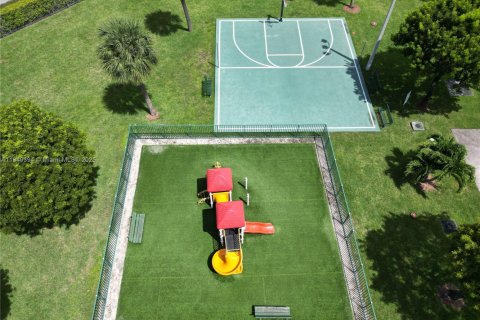 Touwnhouse à louer à Miami, Floride: 3 chambres, 132.01 m2 № 1857526 - photo 28