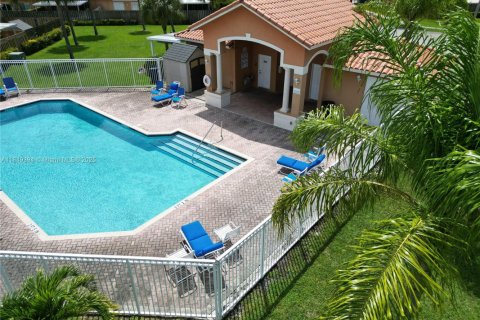 Touwnhouse à louer à Miami, Floride: 3 chambres, 132.01 m2 № 1857526 - photo 26