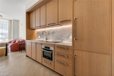 Condominio en venta en Miami, Florida, 2 dormitorios, 78.04 m2 № 2244366 - foto 11