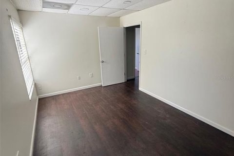 Commercial property in Longwood, Florida 63.82 sq.m. № 2221798 - photo 4