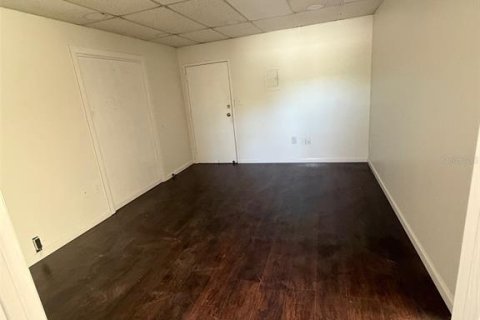 Commercial property in Longwood, Florida 63.82 sq.m. № 2221798 - photo 6