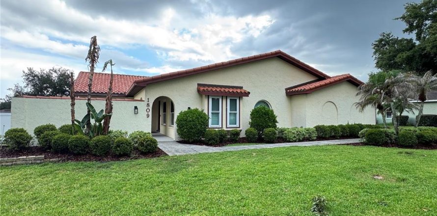Villa ou maison à Lakeland, Floride 3 chambres, 176.33 m2 № 2137849