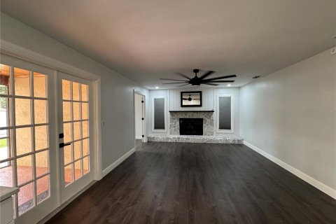 Villa ou maison à vendre à Lakeland, Floride: 3 chambres, 176.33 m2 № 2137849 - photo 5