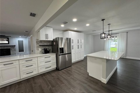 Villa ou maison à vendre à Lakeland, Floride: 3 chambres, 176.33 m2 № 2137849 - photo 15