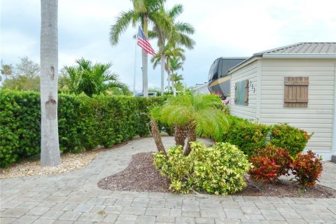Terreno en venta en Okeechobee, Florida № 1130548 - foto 2