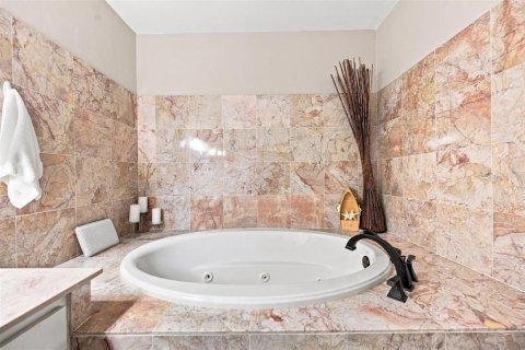 Villa ou maison à vendre à Dunedin, Floride: 2 chambres, 110.83 m2 № 2283482 - photo 24