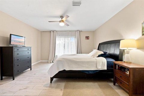 Villa ou maison à vendre à Dunedin, Floride: 2 chambres, 110.83 m2 № 2283482 - photo 17