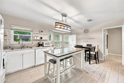 Villa ou maison à vendre à Dunedin, Floride: 2 chambres, 110.83 m2 № 2283482 - photo 14