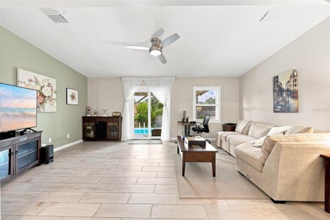 Villa ou maison à vendre à Dunedin, Floride: 2 chambres, 110.83 m2 № 2283482 - photo 3
