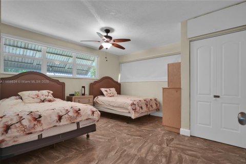 Condominio en venta en Hallandale Beach, Florida, 2 dormitorios, 128.76 m2 № 1889667 - foto 8