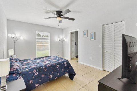 House in Palmetto, Florida 3 bedrooms, 115.76 sq.m. № 1840667 - photo 28