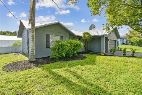 House in Palmetto, Florida 3 bedrooms, 115.76 sq.m. № 1840667 - photo 4