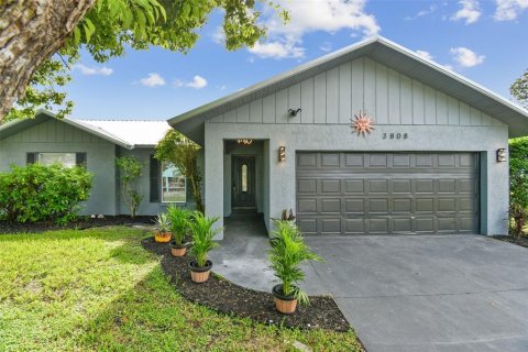 House in Palmetto, Florida 3 bedrooms, 115.76 sq.m. № 1840667 - photo 2