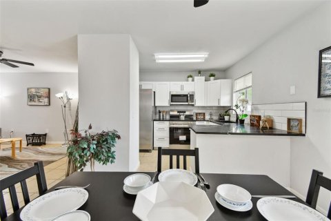 House in Palmetto, Florida 3 bedrooms, 115.76 sq.m. № 1840667 - photo 20