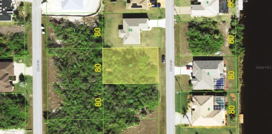 Land in Port Charlotte, Florida № 2162827