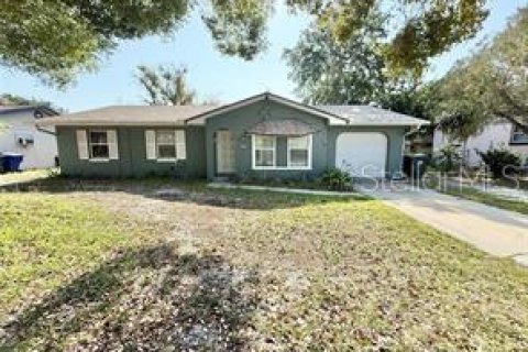House in Kissimmee, Florida 4 bedrooms, 142.33 sq.m. № 2232622