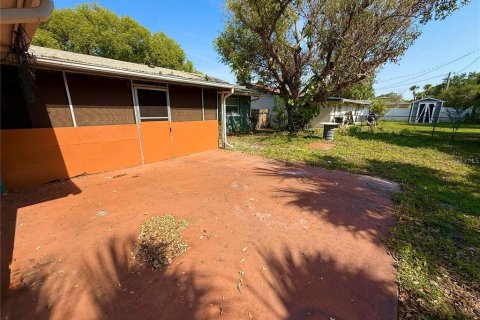 House in Kissimmee, Florida 4 bedrooms, 142.33 sq.m. № 2232622 - photo 29