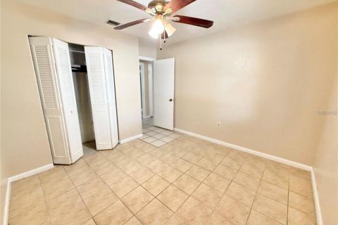 House in Kissimmee, Florida 4 bedrooms, 142.33 sq.m. № 2232622 - photo 17