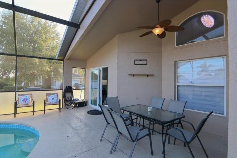 House in Haines City, Florida 4 bedrooms, 184.04 sq.m. № 2234473 - photo 24