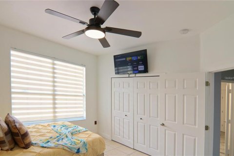 House in Haines City, Florida 4 bedrooms, 184.04 sq.m. № 2234473 - photo 19