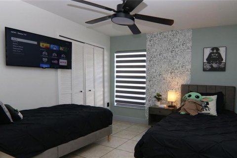 House in Haines City, Florida 4 bedrooms, 184.04 sq.m. № 2234473 - photo 21