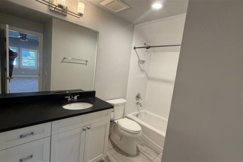 Villa ou maison à louer à Newberry, Floride: 4 chambres, 242.2 m2 № 2156115 - photo 28
