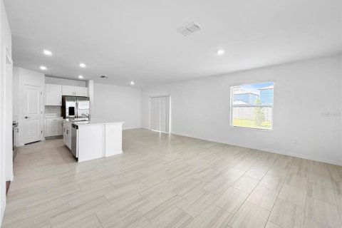 Casa en alquiler en Land O' Lakes, Florida, 4 dormitorios, 173.73 m2 № 1817762 - foto 12