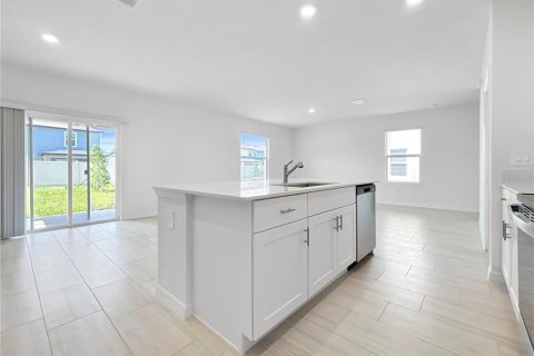 Casa en alquiler en Land O' Lakes, Florida, 4 dormitorios, 173.73 m2 № 1817762 - foto 6