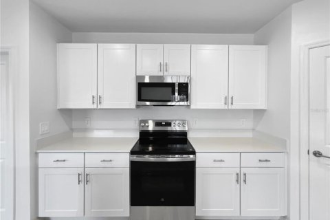 Casa en alquiler en Land O' Lakes, Florida, 4 dormitorios, 173.73 m2 № 1817762 - foto 5