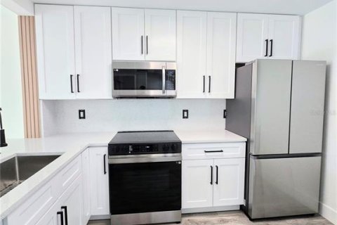 Condominio en venta en Largo, Florida, 2 dormitorios, 86.4 m2 № 1815703 - foto 25