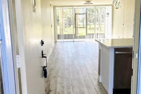 Condominio en venta en Largo, Florida, 2 dormitorios, 86.4 m2 № 1815703 - foto 2