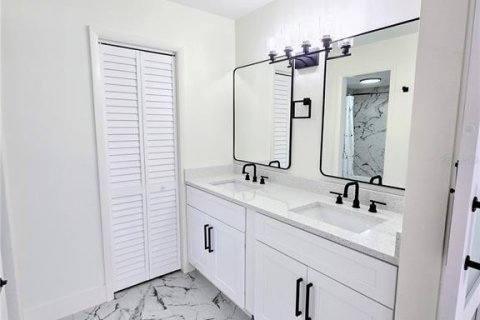 Condominio en venta en Largo, Florida, 2 dormitorios, 86.4 m2 № 1815703 - foto 17
