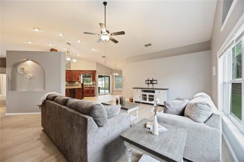 Villa ou maison à vendre à Bradenton, Floride: 3 chambres, 215.53 m2 № 1905880 - photo 6