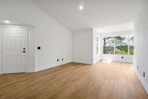 Condo in Orlando, Florida, 2 bedrooms  № 1679295 - photo 12