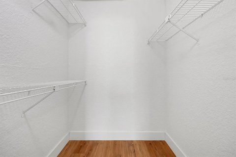 Condo in Orlando, Florida, 2 bedrooms  № 1679295 - photo 22